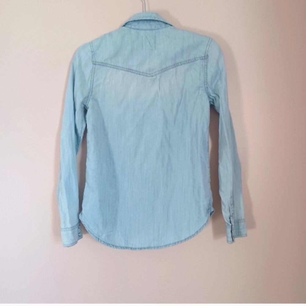 American Eagle Women's Denim Pearl Snap Button Down XS - Picture 6 of 7